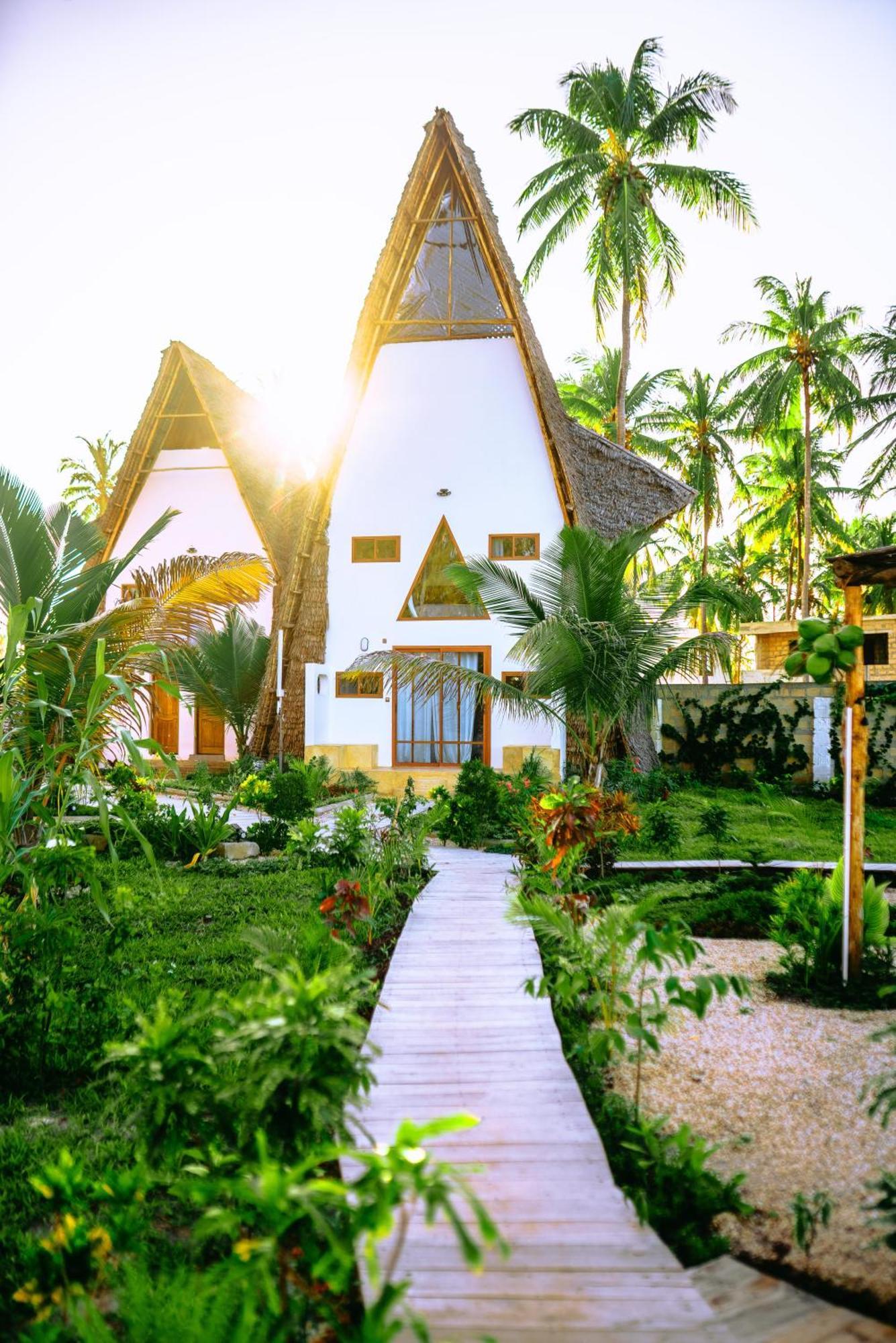 La Perla Beach Resort, Zanzibar - Your Beachfront Private Haven Pwani Mchangani Eksteriør billede